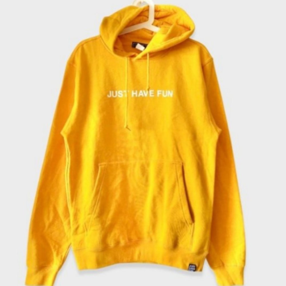 JUST HAVE FUN ZUMIEZ YELLOW HOODIE